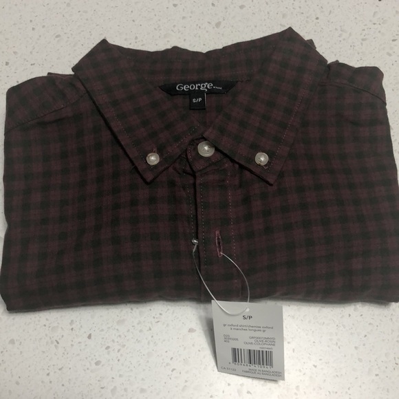 Bundle of mens small button downs. - Picture 2 of 6